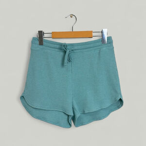 Aritzia TNA Shorts Women Size Medium Green Melrose Waffle Knit Mid-rise Shorts